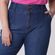 Calca-Jeans-Reta-Cos-2-Botoes-Recorte-Liso