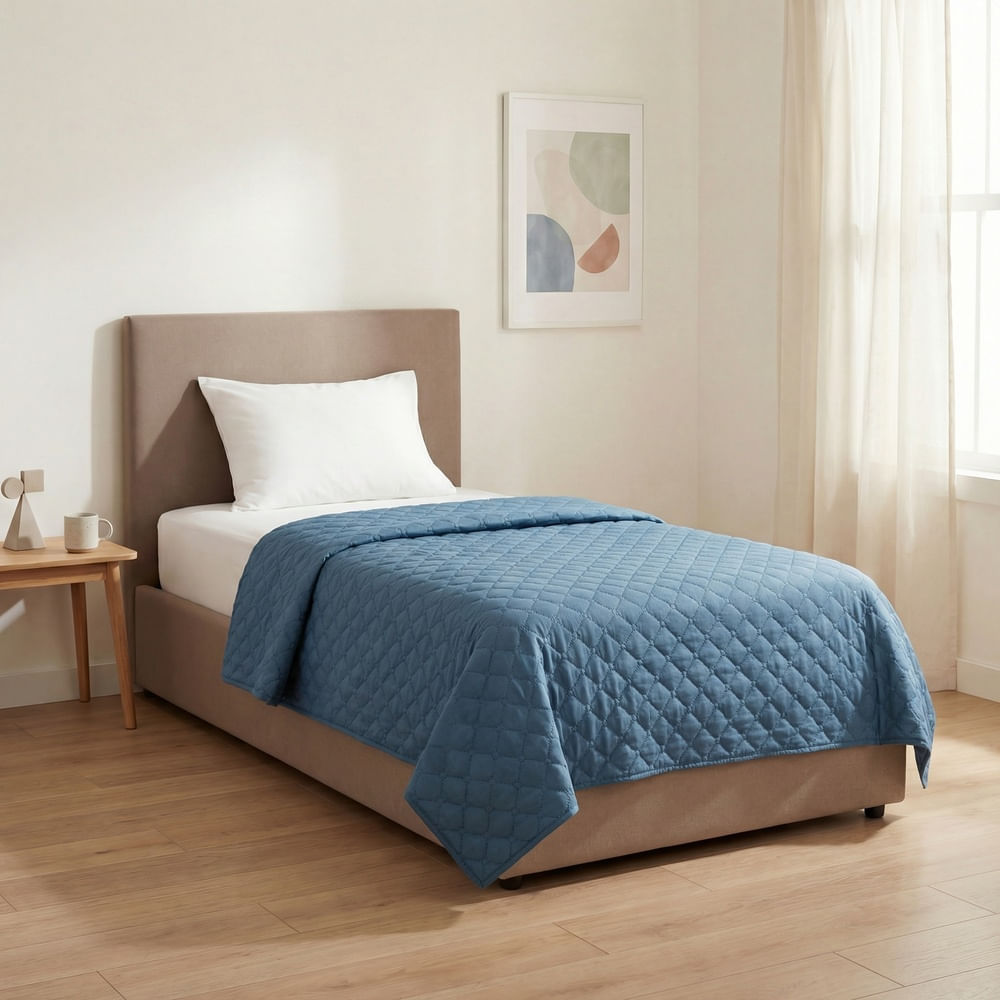 Colcha Solteiro microfibra liso matelassê azul marinho - Pernambucanas Casa
