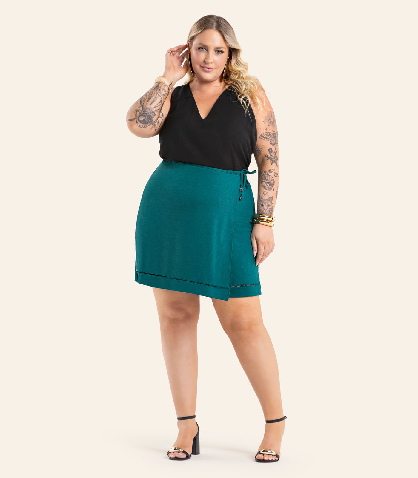 Regata Feminina Decote V Secret Glam Preto