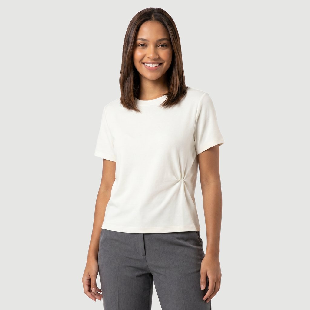 Blusa Regular Feminina Manga Curta em Algodão Off White Viva Casual