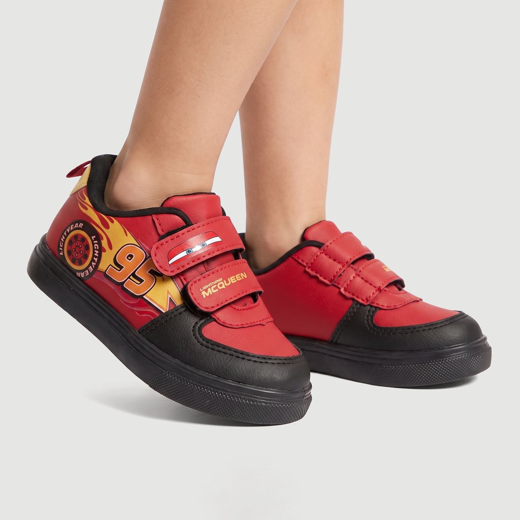 Tênis com Velcro Masculino em PVC Vermelho Disney