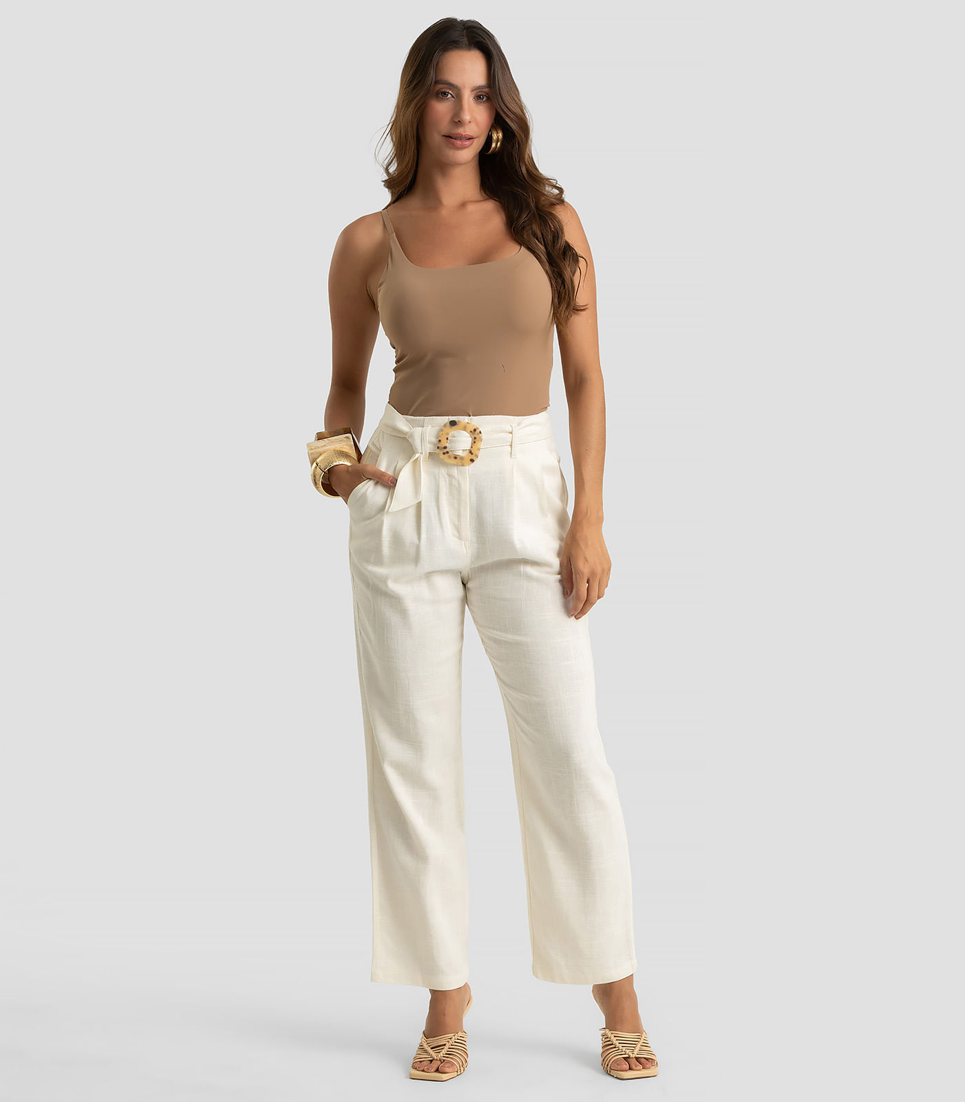 Calça Feminina Com Cinto Em Viscolinho Dianna Bege