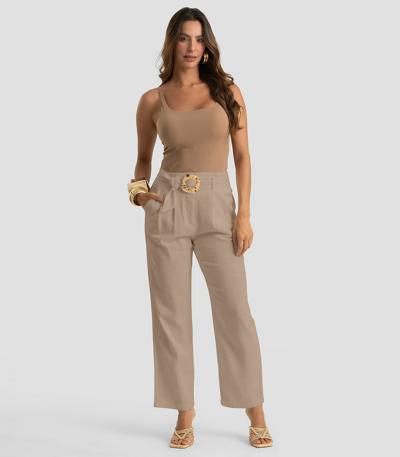 Calça Feminina Com Cinto Em Viscolinho Dianna Marrom
