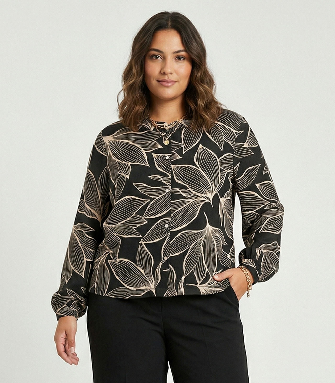 Camisa Manga Longa Estampada Plus Size Secret Glam Preto